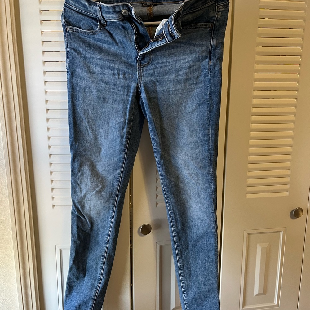 Women's American Eagle Blue Jeans